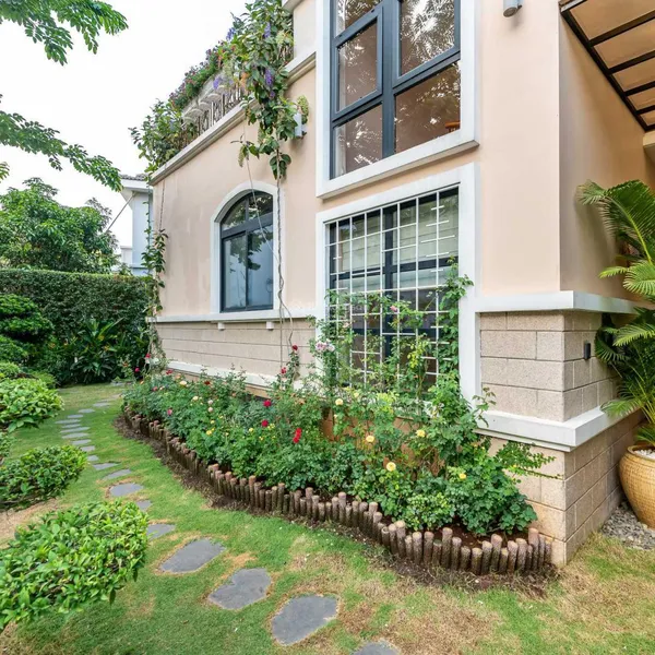 Bán biệt thự Chateau Phú Mỹ Hưng 21m x 27m