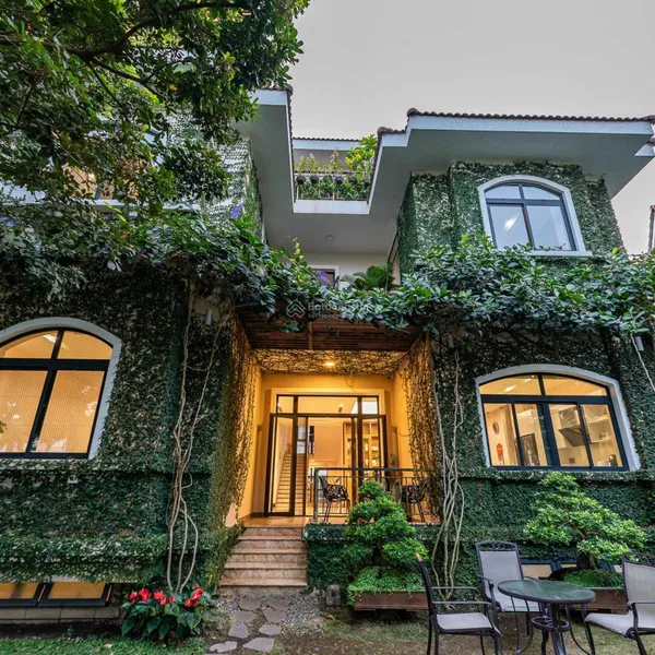 Bán biệt thự Chateau Phú Mỹ Hưng 21m x 27m