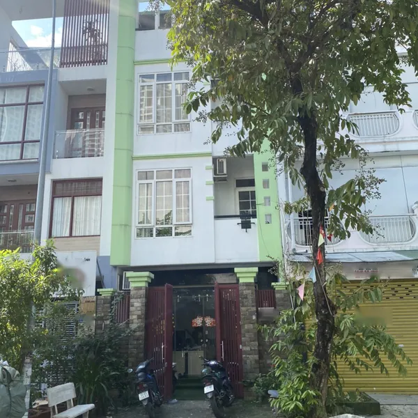 Nhà 4 tầng Him Lam Kênh Tẻ 5m x 16,2m