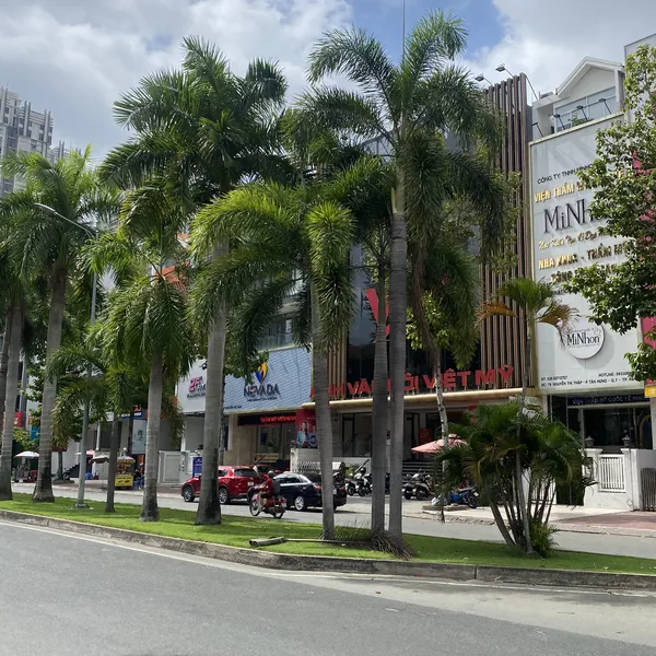 Nhà 6 tầng Nguyễn Thị Thập - Him Lam 5m x 20m