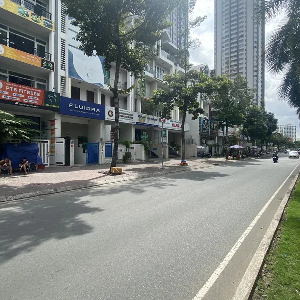 Nhà 6 tầng Nguyễn Thị Thập - Him Lam 10m x 20m