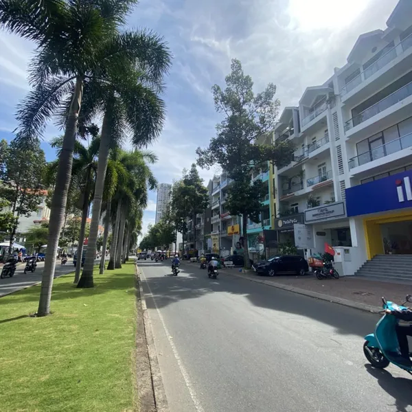 Đất Mặt Tiền Đường Nguyễn Thị Thập - Him Lam 10m x 20m