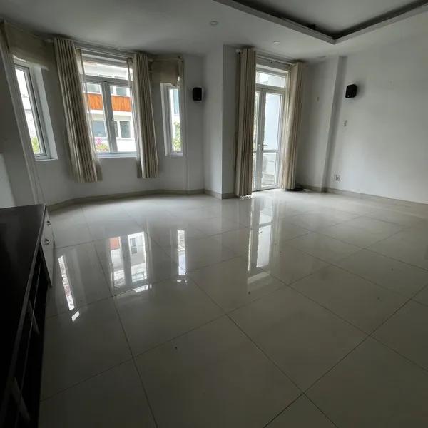 Rẻ nhất ! Nhà Hưng Phước 1, Phú Mỹ Hưng 6m x 18,5m