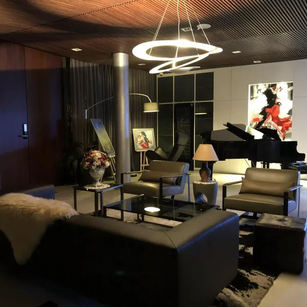 Biệt thự 2 mặt tiền Mỹ Phú 1B, 19m x 16m