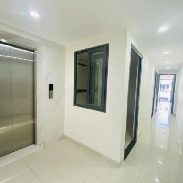 Nhà 5 tầng khu Him Lam Quận 7 DT: 4,5m x 20m