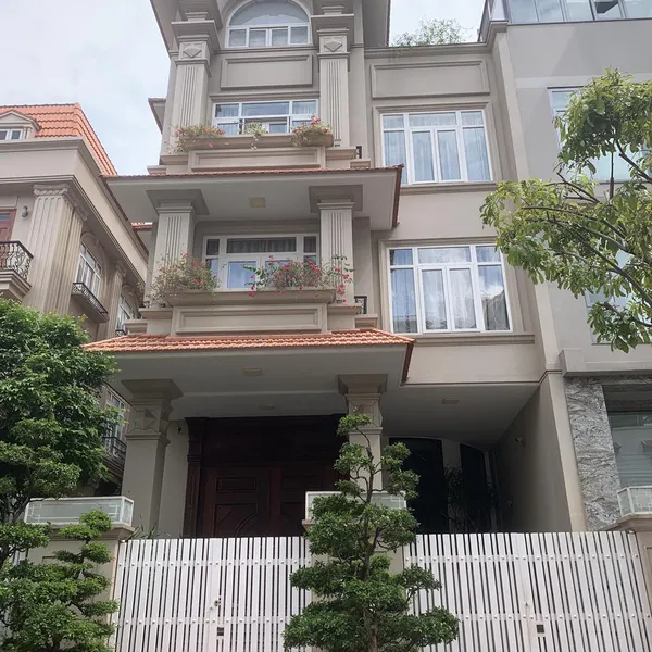 Biệt thự Him Lam Tân Hưng Quận 7 Diện tích: 10m x 20m