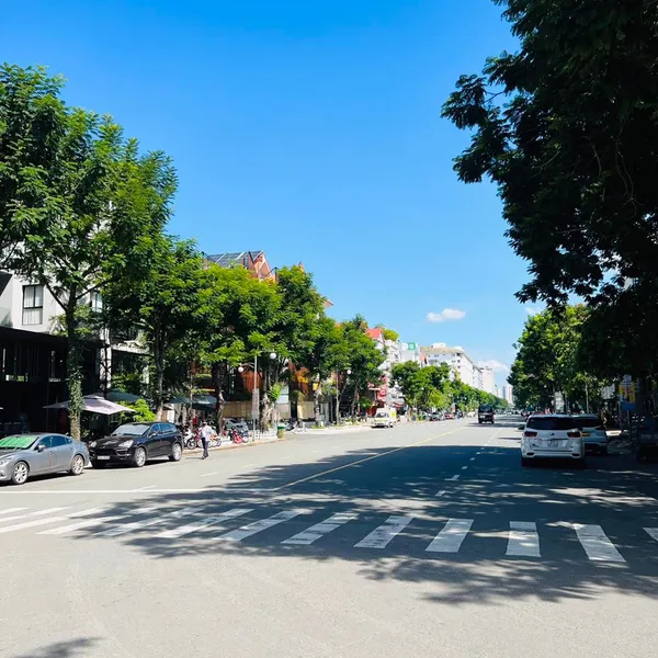 Góc&nbsp;2 mặt tiền&nbsp;Hưng Gia 2 đường Bùi Bằng Đoàn và đường số 2