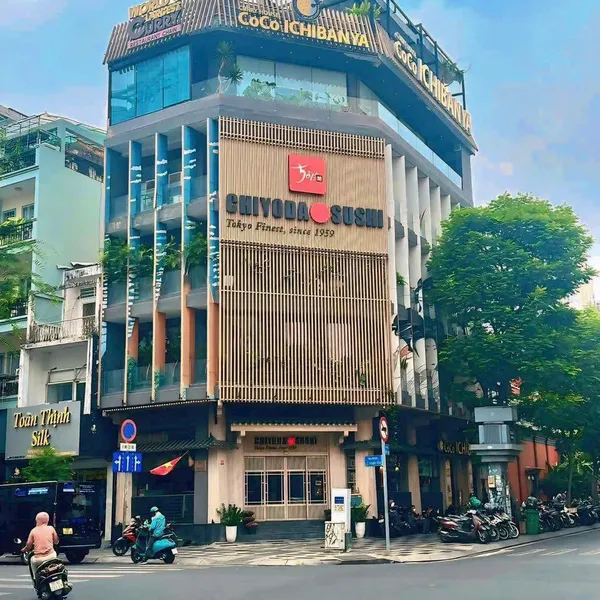 Bán nhà 254 &nbsp;- 256 Lê Thánh Tôn,&nbsp;Phường Bến Thành, Quận 1