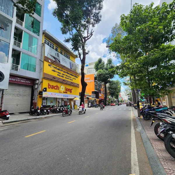 Bán nhà  225B - 225C&nbsp;Trần Quang Khải, Phường Tân Định, Quận 1