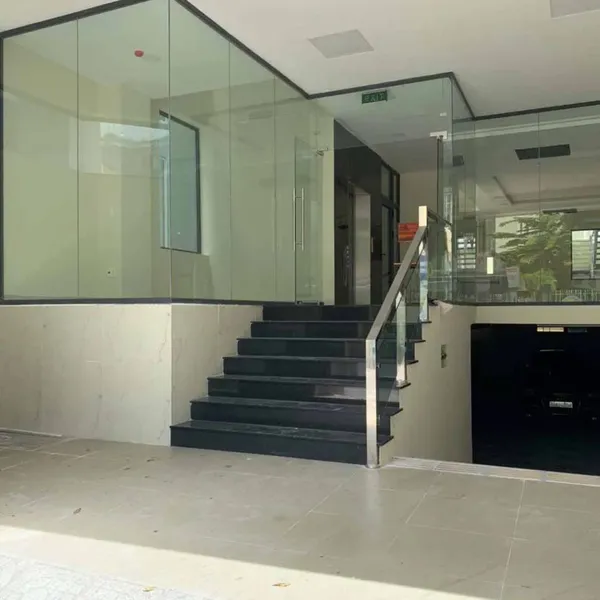 Bán nhà 57 - 57A - 55/2 Hồ Hảo Hớn, Phường Cô Giang, Quận 1