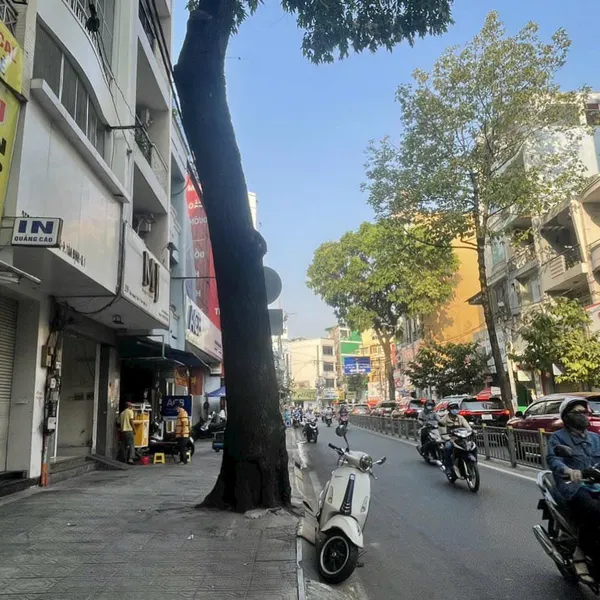 Bán nhà 257 đường Trần Quang Khải, Phường Tân Định, Quận 1