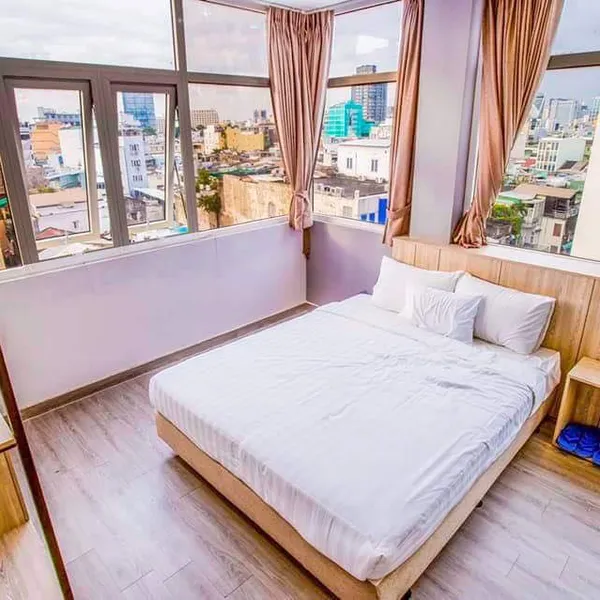 Bán khách sạn 51 Cô Giang, Phường Cầu Ông Lãnh, Quận 1