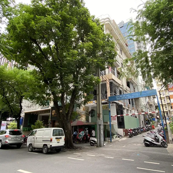 Bán nhà 2MT 8A Lê Thánh Tôn, P. Bến Nghé, Quận 1