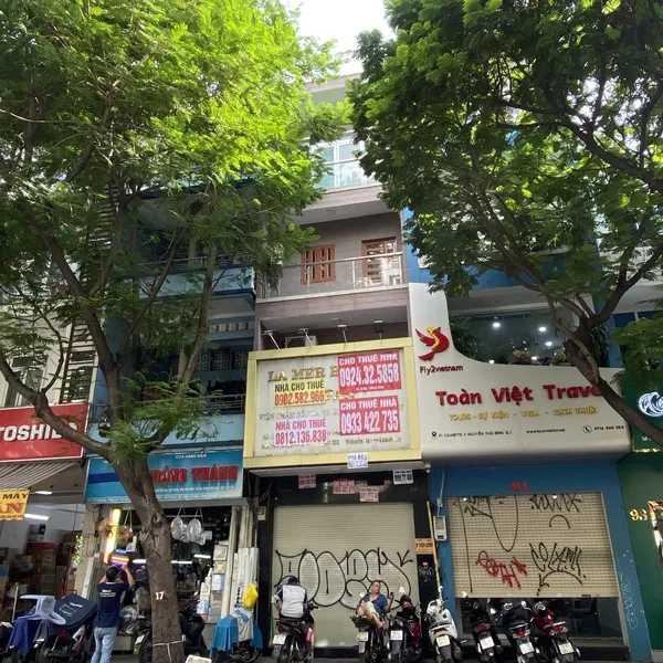 Bán nhà mặt tiền Calmette,&nbsp;P. Nguyễn Thái Bình, Quận 1