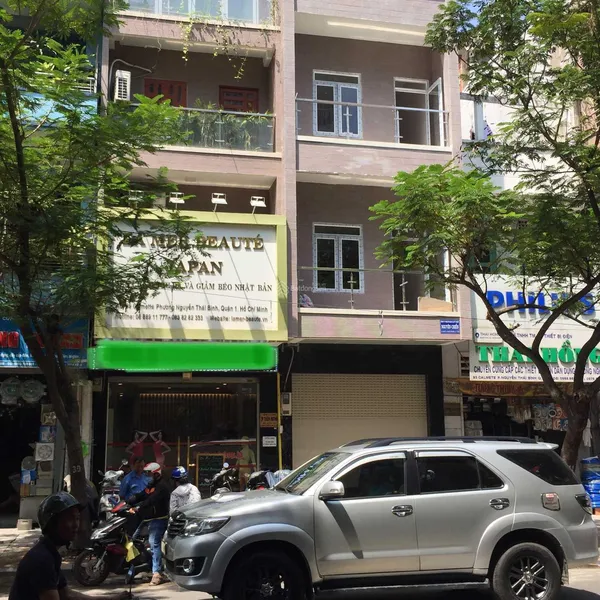 Bán nhà mặt tiền Calmette,&nbsp;P. Nguyễn Thái Bình, Quận 1