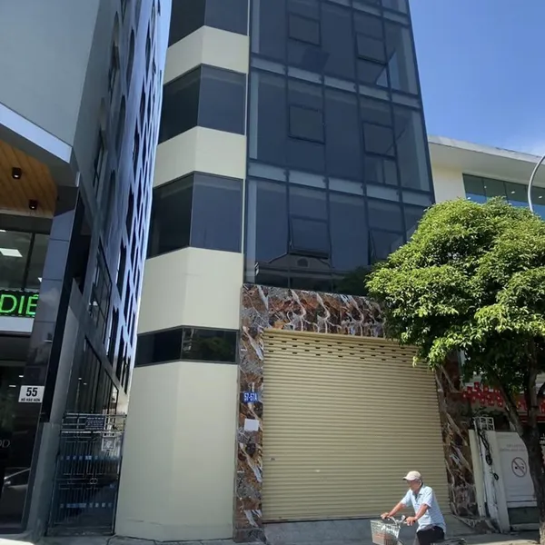 Bán nhà 57 - 57A - 55/2 Hồ Hảo Hớn, Phường Cô Giang, Quận 1