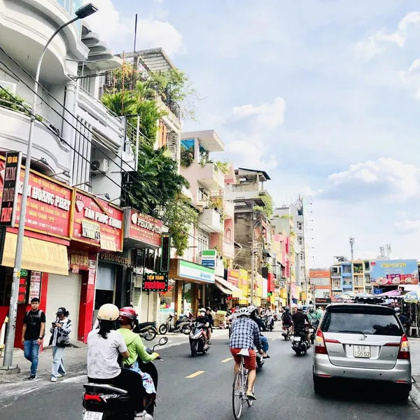 Bán nhà 89 - 91 Nguyễn Hữu Cầu, Phường Tân Định, Quận 1