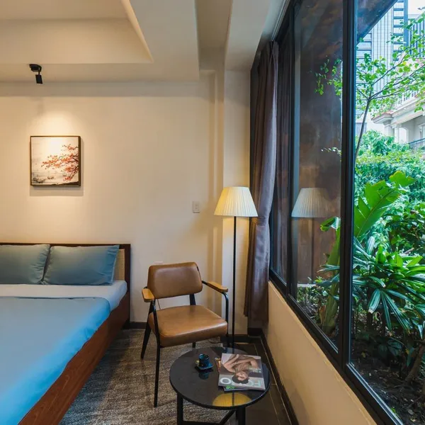 Tòa nhà căn hộ dịch vụ mặt tiền Q1 - tỷ suất 8,6%