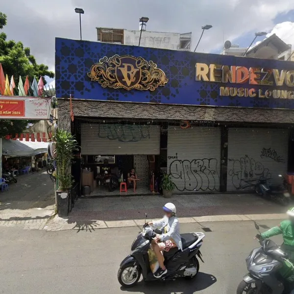 Bán nhà 78 - 80 Trần Đình Xu, Phường Cô Giang, Quận 1