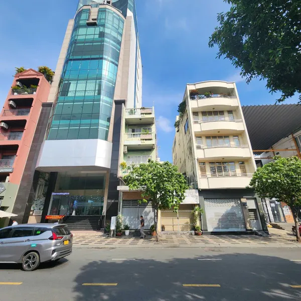 Bán nhà 140 - 142 Lê Lai, Phường Bến Thành, Quận 1