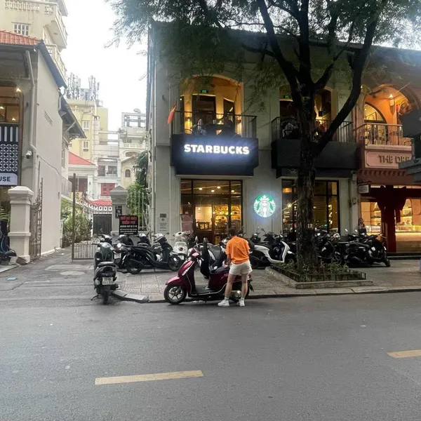 Bán nhà 11-13 Hàn Thuyên, Phường Bến Nghé, Quận 1