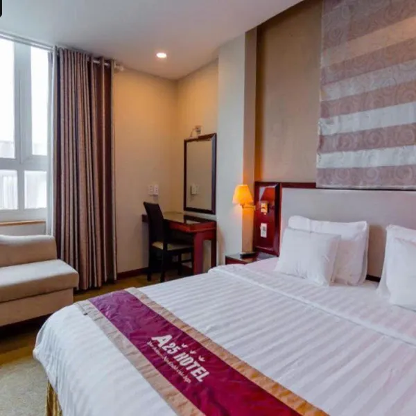 Bán khách sạn 180 - 182 -184 Nguyễn Trãi, P. Bến Thành, Quận 1