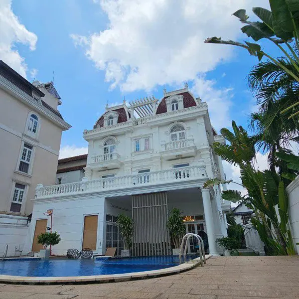 Bán biệt thự Compound sân vườn Thảo Điền khu 146 Nguyễn Văn Hưởng