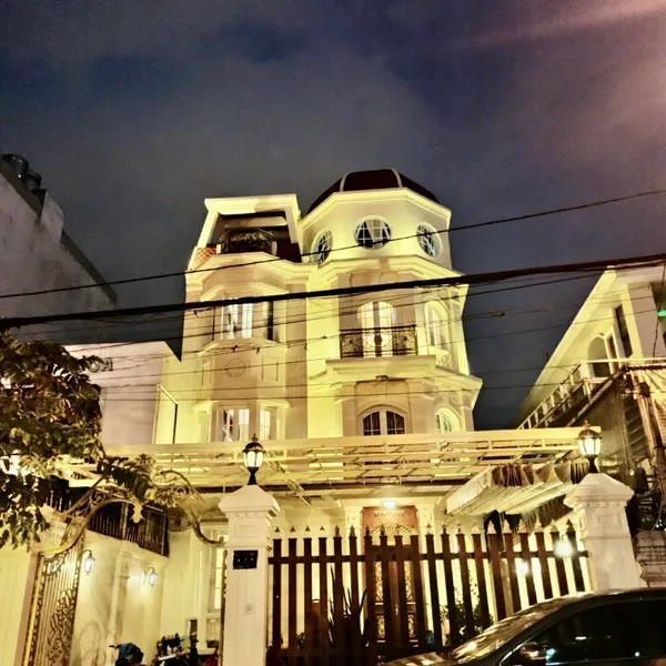 Bán biệt thự Nguyễn Văn Hưởng, Thảo Điền, Quận 2