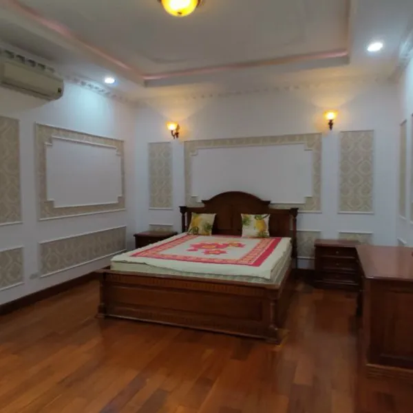 Bán biệt thự Nguyễn Văn Hưởng, Thảo Điền, Quận 2