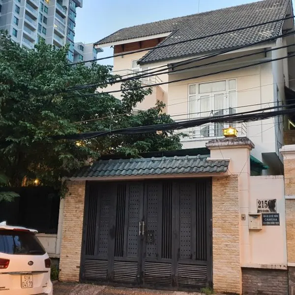 Bán biệt thự 215C3&nbsp;Nguyễn Văn Hưởng,&nbsp;Phường Thảo Điền,&nbsp;Quận 2