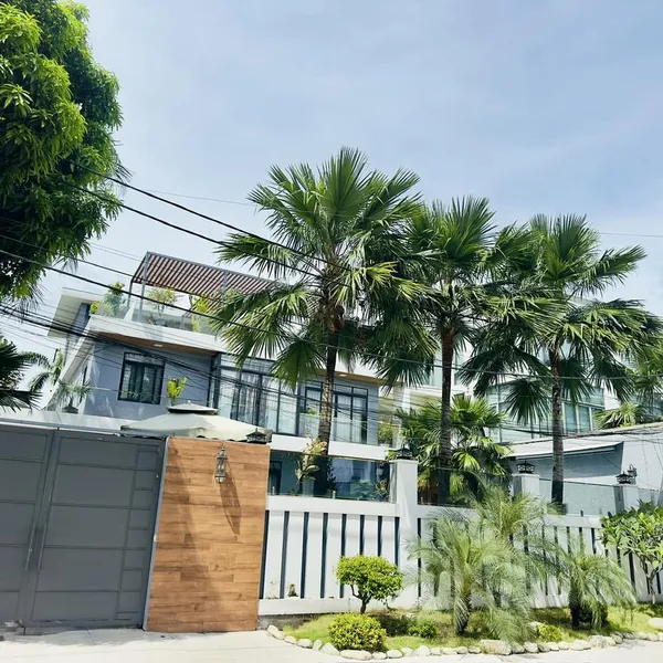 Bán biệt thự 189C1/1 Nguyễn Văn Hưởng, P. Thảo Điền, Quận 2