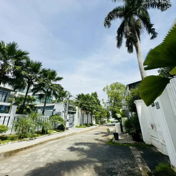 Bán biệt thự 189C1/1 Nguyễn Văn Hưởng, P. Thảo Điền, Quận 2