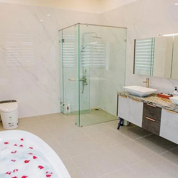 Bán biệt thự 189C1/1 Nguyễn Văn Hưởng, P. Thảo Điền, Quận 2