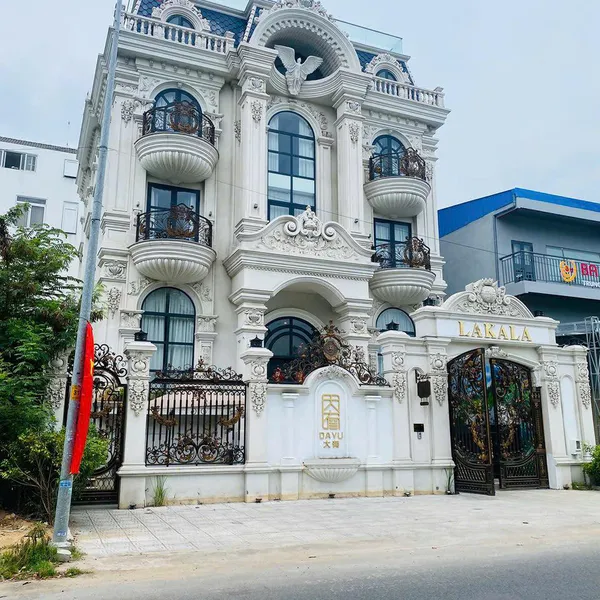 Bán biệt thự 11 Đặng Như Mai, P. Cát Lái, Quận 2