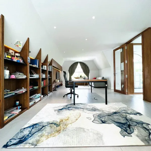 Bán biệt thự Thảo Điền, số 200/3 Nguyễn Văn Hưởng, Quận 2