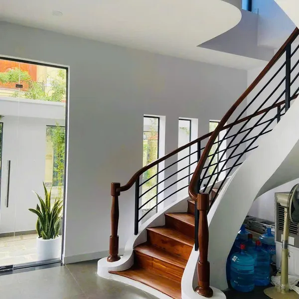 Bán biệt thự 132&nbsp;Nguyễn Văn Hưởng,&nbsp;Phường Thảo Điền, Quận 2