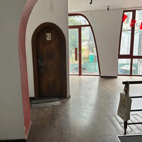 Bán nhà 42 Ngô Thời Nhiệm, P. Xuân Hoà, Quận 3