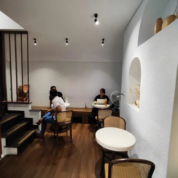 Bán nhà 42 Ngô Thời Nhiệm, P. Xuân Hoà, Quận 3