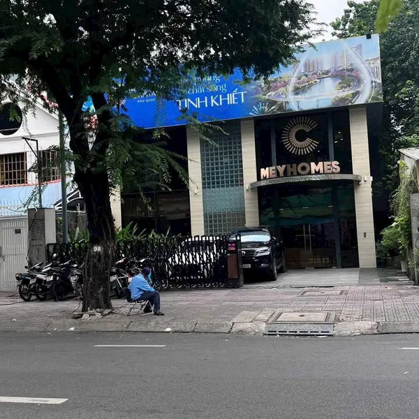 Bán nhà 30 Võ Văn Tần, Phường Võ Thị Sáu, Quận 3