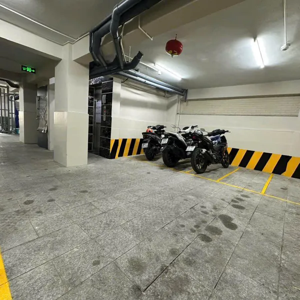 Bán tòa nhà 541 Lạc Long Quân, Phường 10, Quận Tân Bình