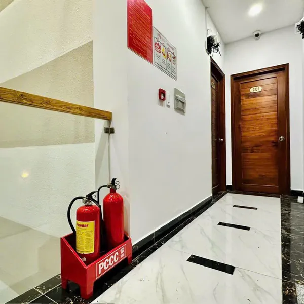 Bán tòa nhà 541 Lạc Long Quân, Phường 10, Quận Tân Bình