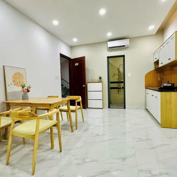 Bán tòa nhà 541 Lạc Long Quân, Phường 10, Quận Tân Bình