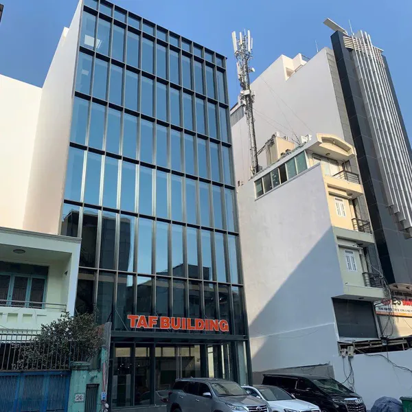 Bán tòa nhà 20 - 22 - 24 Huỳnh Mẫn Đạt, P1, Quận 5