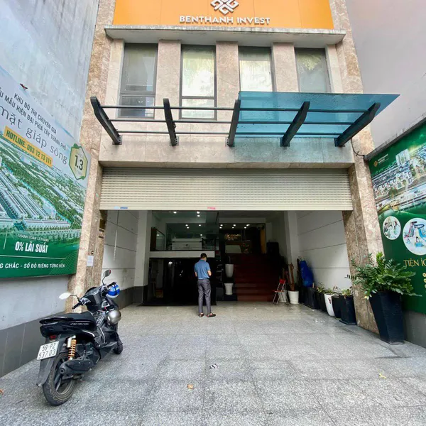 Bán nhà mặt tiền&nbsp;đường Âu Cơ,&nbsp;Phường 9,&nbsp;Quận Tân Bình