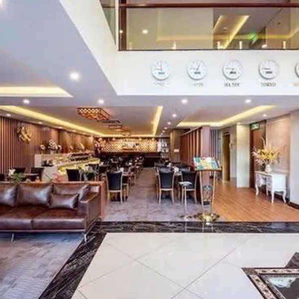 Bán khách sạn 88 - 88A Yên Thế, Phường 2, Quận Tân Bình