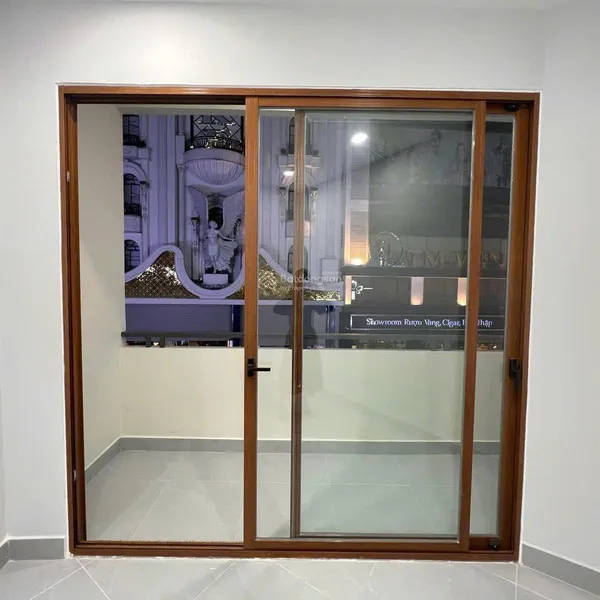 Bán nhà 24 Hoàng Việt, P. Tân Sơn Nhất, Quận Tân Bình