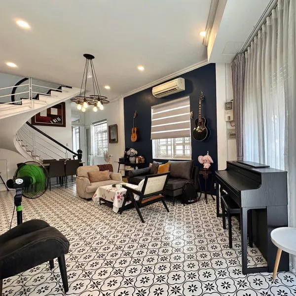 Bán nhà 131 Hoa Lan, Phường Cầu Kiệu, Quận Phú Nhuận