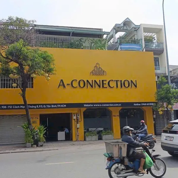 Bán nhà 708 - 710 - 712 CMT8, P. Tân Sơn Nhất, Quận Tân Bình