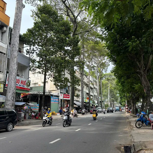 Bán nhà 84 Hùng Vương, P. An Đông, Quận 5