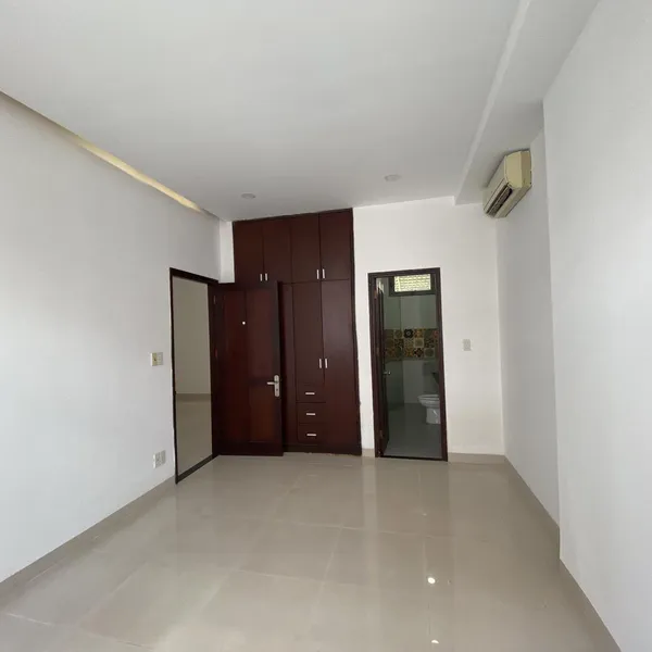 Biệt thự Sadeco Ven Sông T Phong 7m x 18m